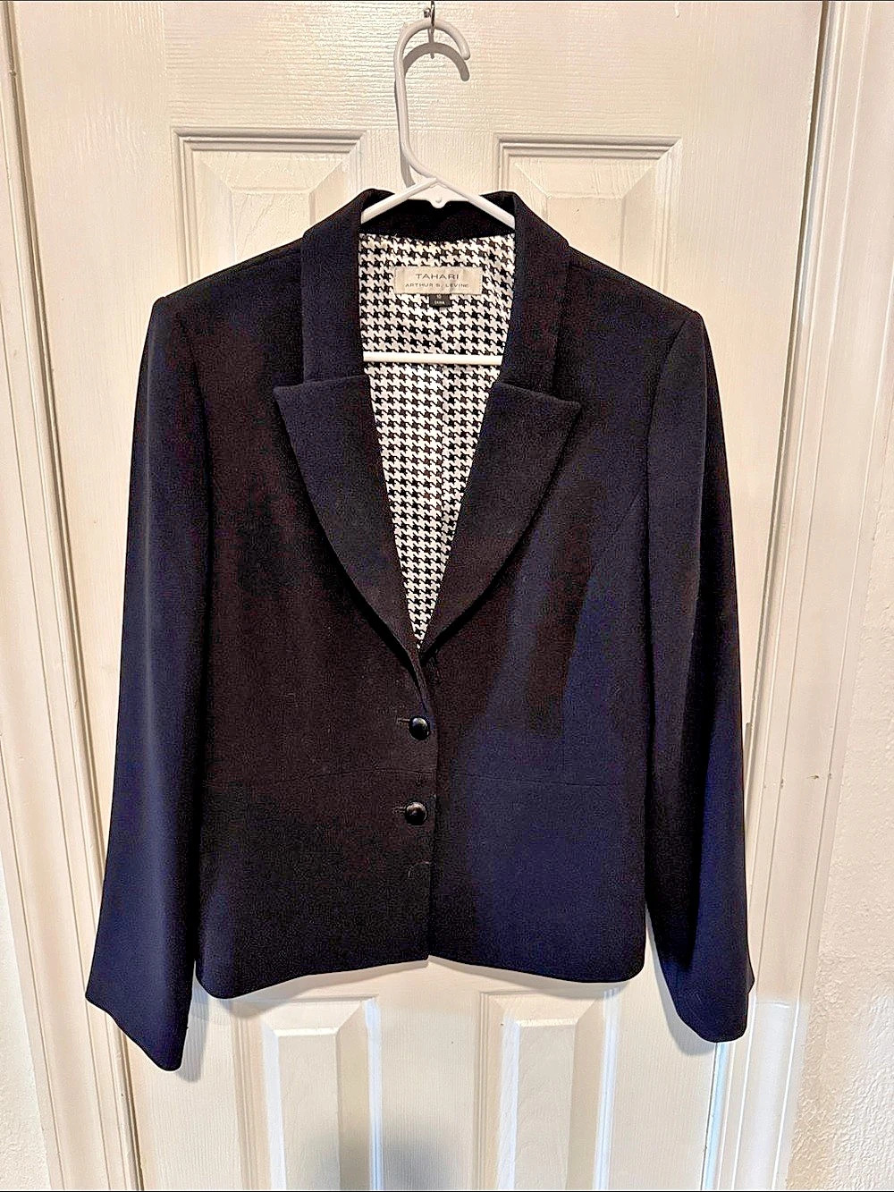 Tahari Arthur S. Levine Houndstooth Blazer in Black & White Size 10 Like New